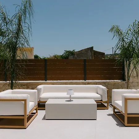 Villa Emerald Harmony With Private Pool & Jacuzzi *