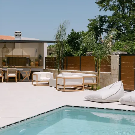 Emerald Harmony With Private Pool & Jacuzzi Villa Skouloufia